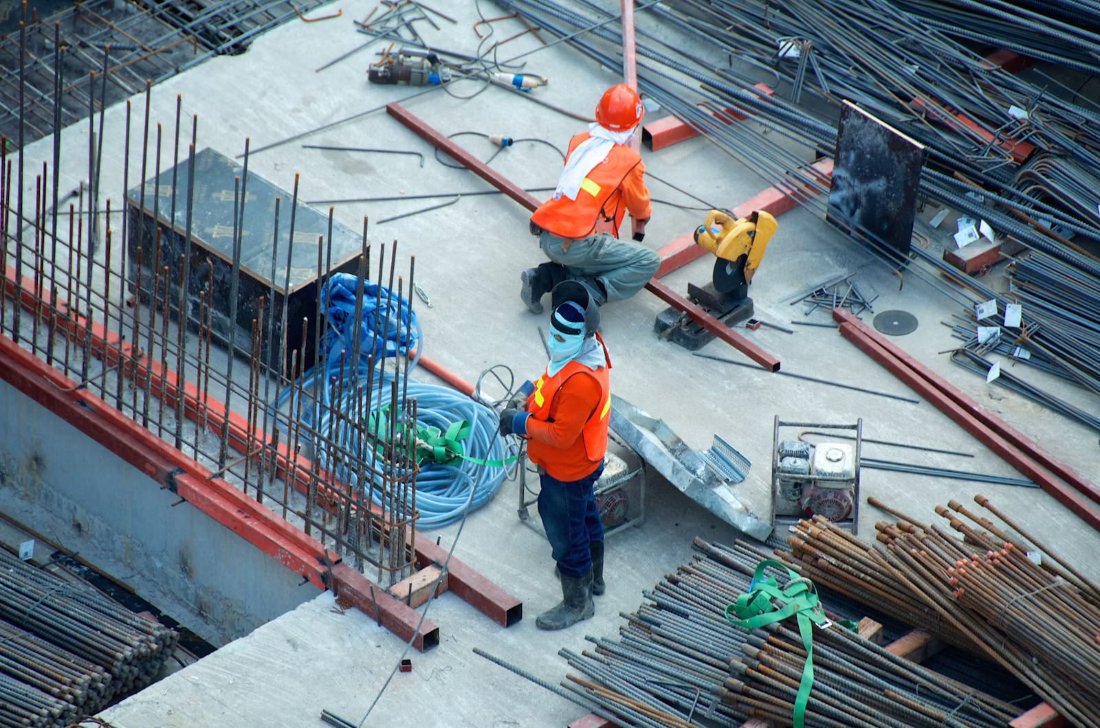 Canais e horário de atendimento da Sp Materiais de Construcao
